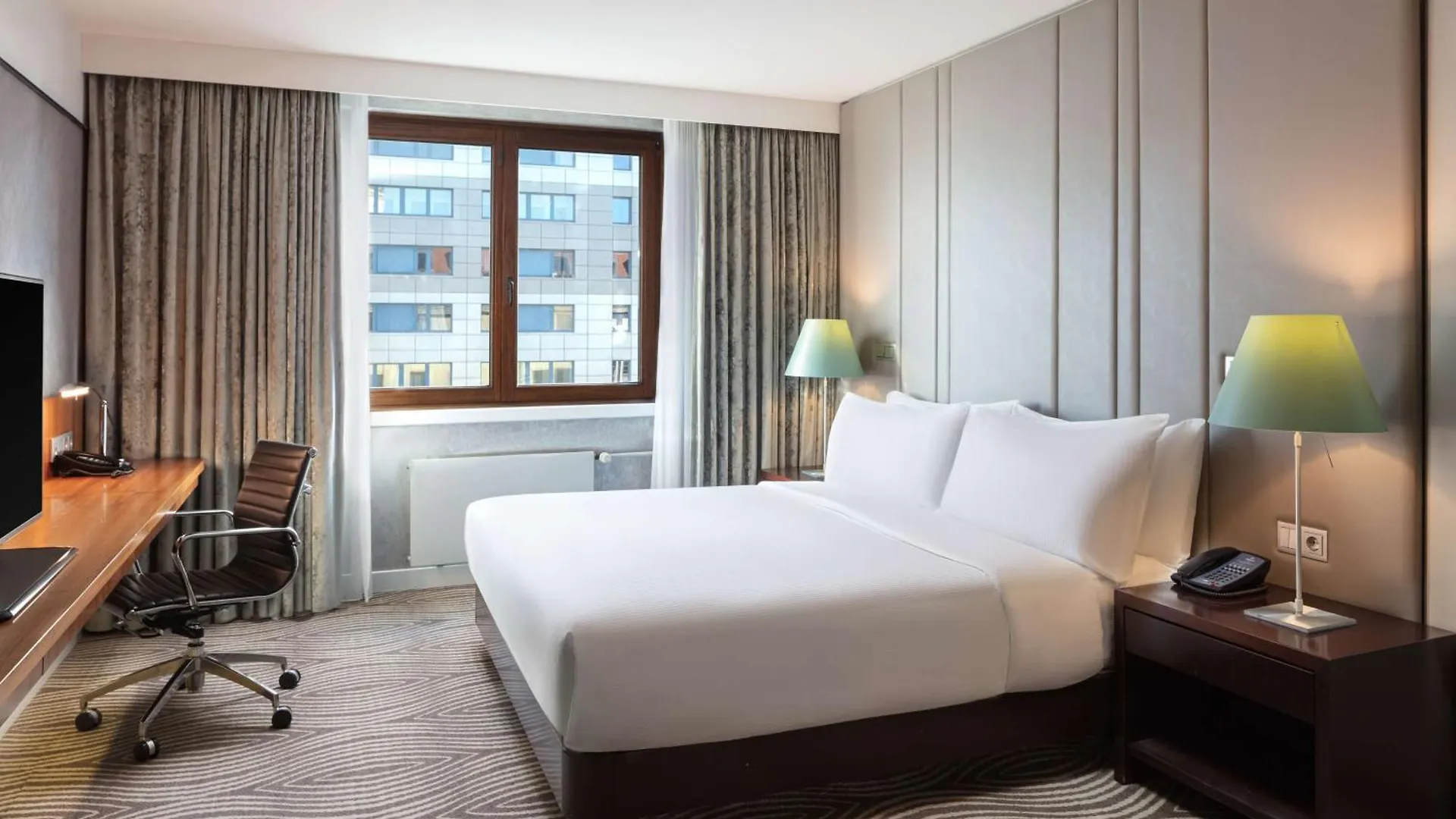 *****  Hilton Berlin Ξενοδοχείο Γερμανία