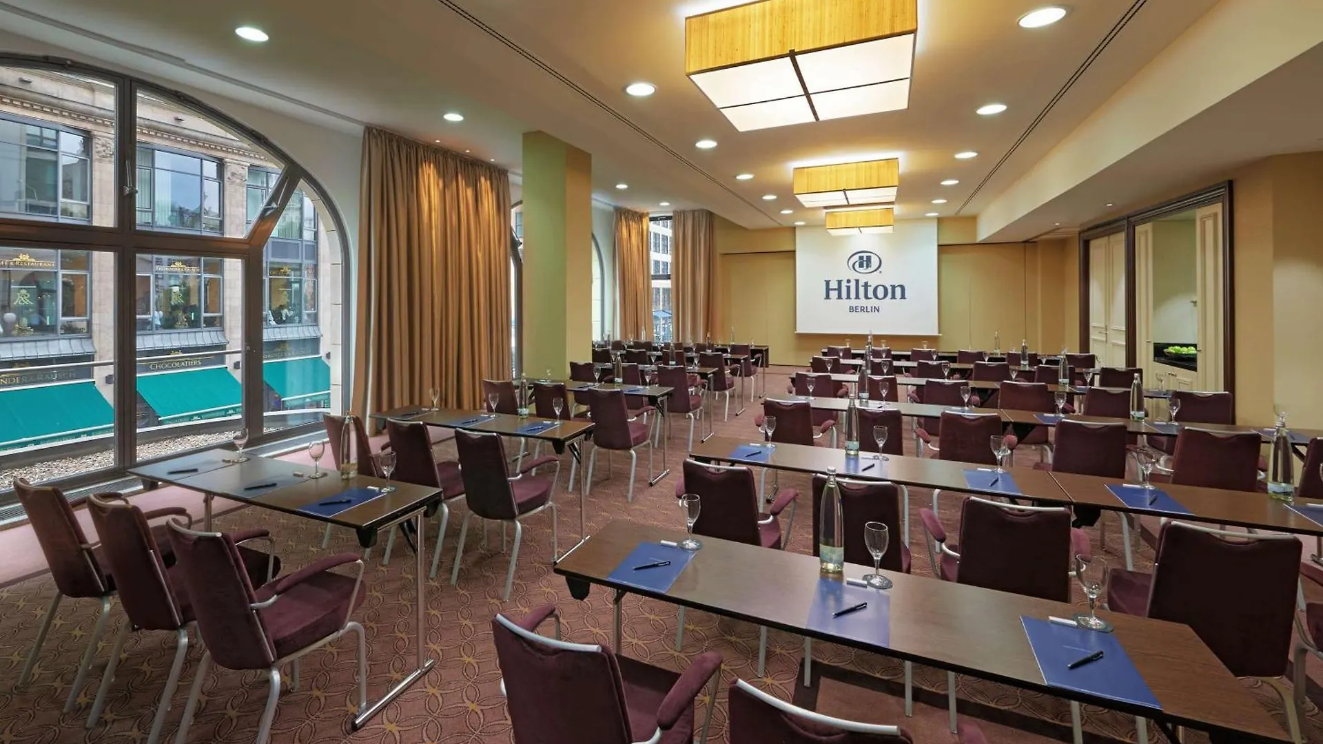 Hilton Berlin Ξενοδοχείο 5*,