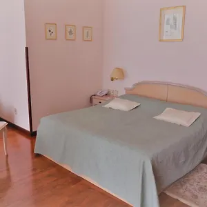hotel-mozart-opatija.primorje-gorskikotar.com/