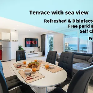 https://monaco-border-terrace-sea-view-renovated.fr-provencehotel.com