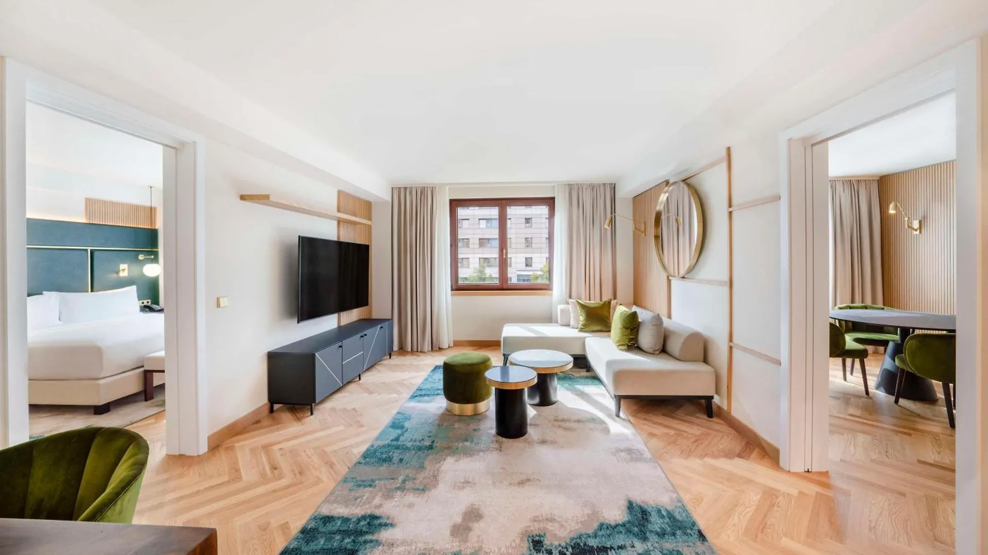 Hilton Berlin Hotel 5*,
