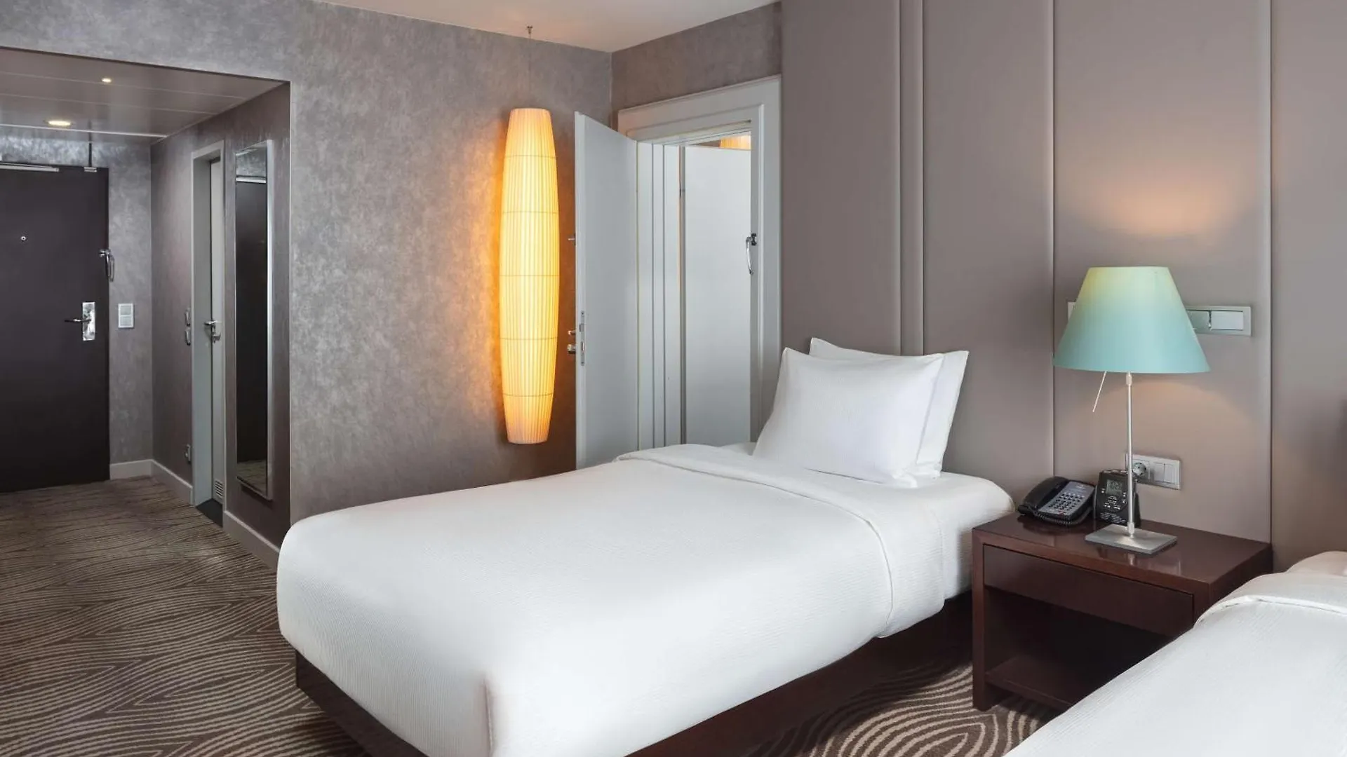 *****  Hilton Berlin Hotel Germany